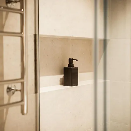 아파트 Luxury With A Park View *