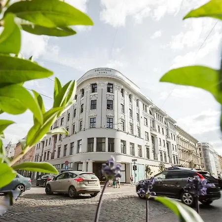 Luxury With A Park View Апартаменти *